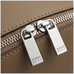 Main zipper swatch