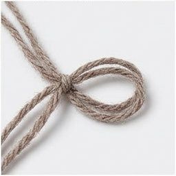 Crown closing yarn/thread swatch